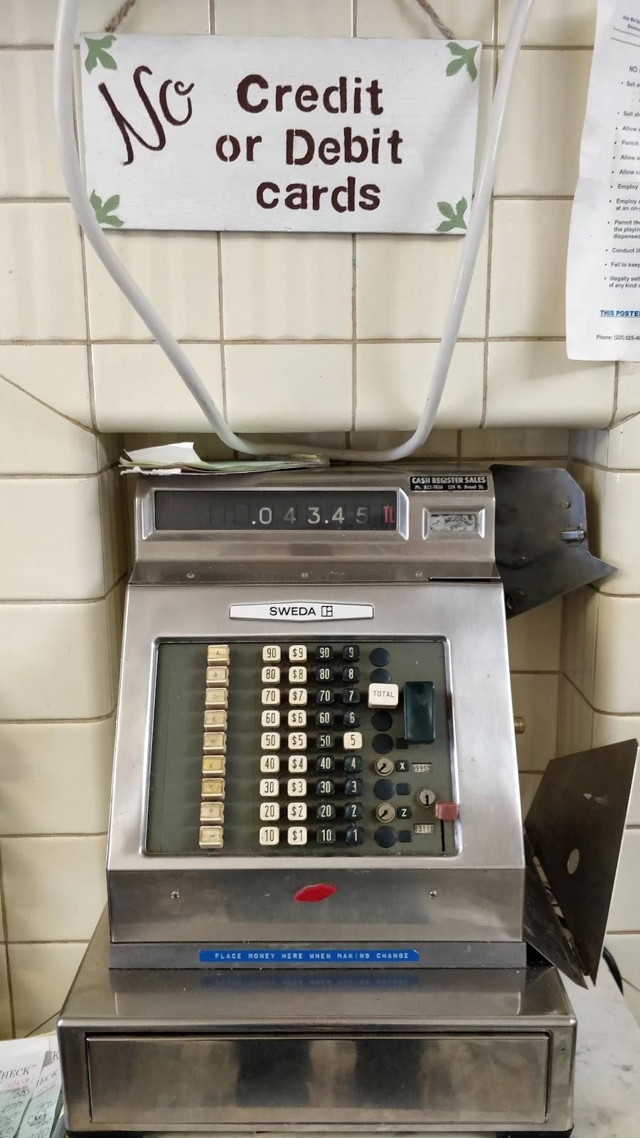 Casamentos Restaurant | restaurant | 4330 Magazine St, New Orleans, LA 70115, USA | 5048959761 OR +1 504-895-9761