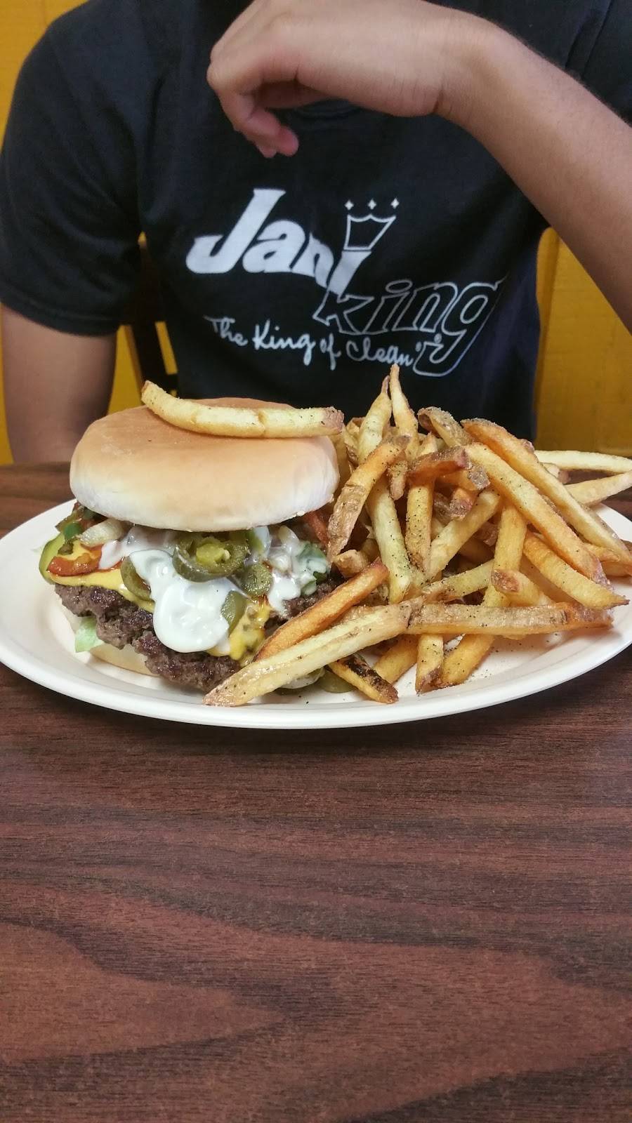 Burger Island | restaurant | 4422 Lemmon Ave, Dallas, TX 75219, USA | 2144430015 OR +1 214-443-0015