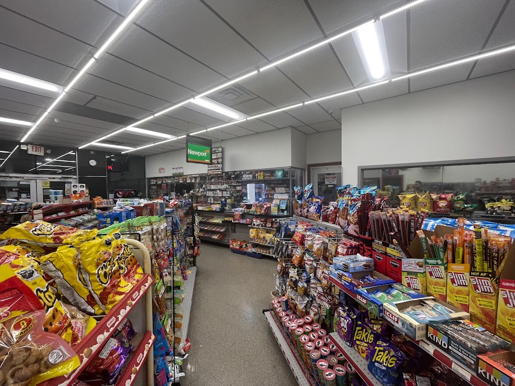 Washington fish chicken & gyro | restaurant | 2504 W Washington St, Indianapolis, IN 46222, USA | 3179658679 OR +1 317-965-8679