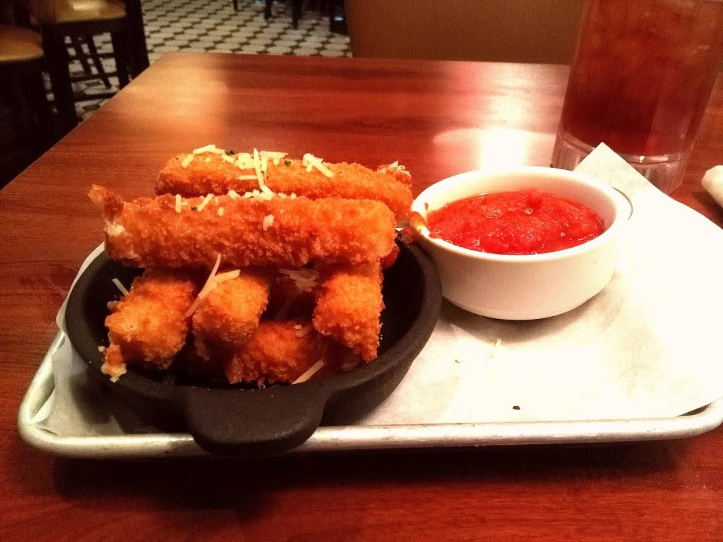 Ruby Tuesday | restaurant | 513 Mall Blvd, Brunswick, GA 31525, USA | 9122645525 OR +1 912-264-5525