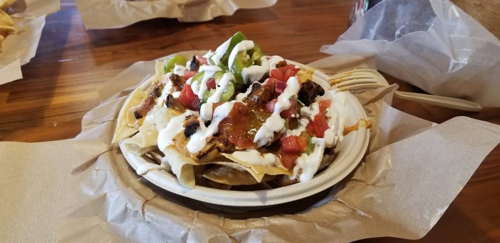 QDOBA Mexican Eats | restaurant | 30754 Woodward Ave, Royal Oak, MI 48073, USA | 2485490784 OR +1 248-549-0784