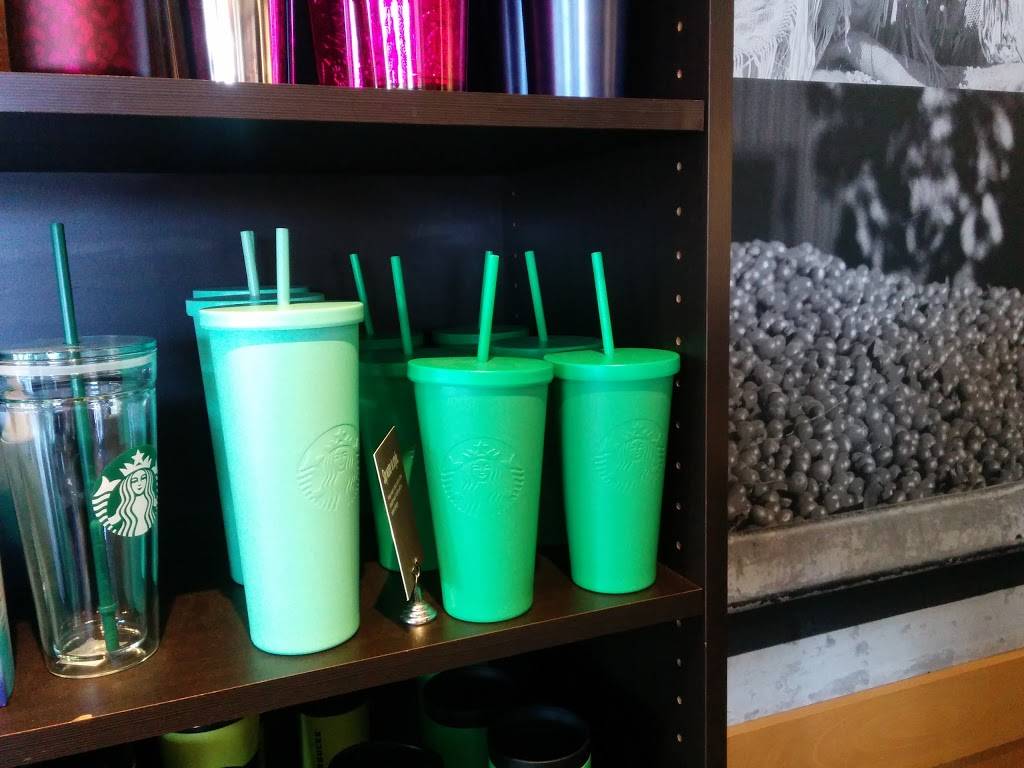 Starbucks | cafe | 2555 N Hollywood Way, Burbank, CA 91505, USA | 8185650571 OR +1 818-565-0571