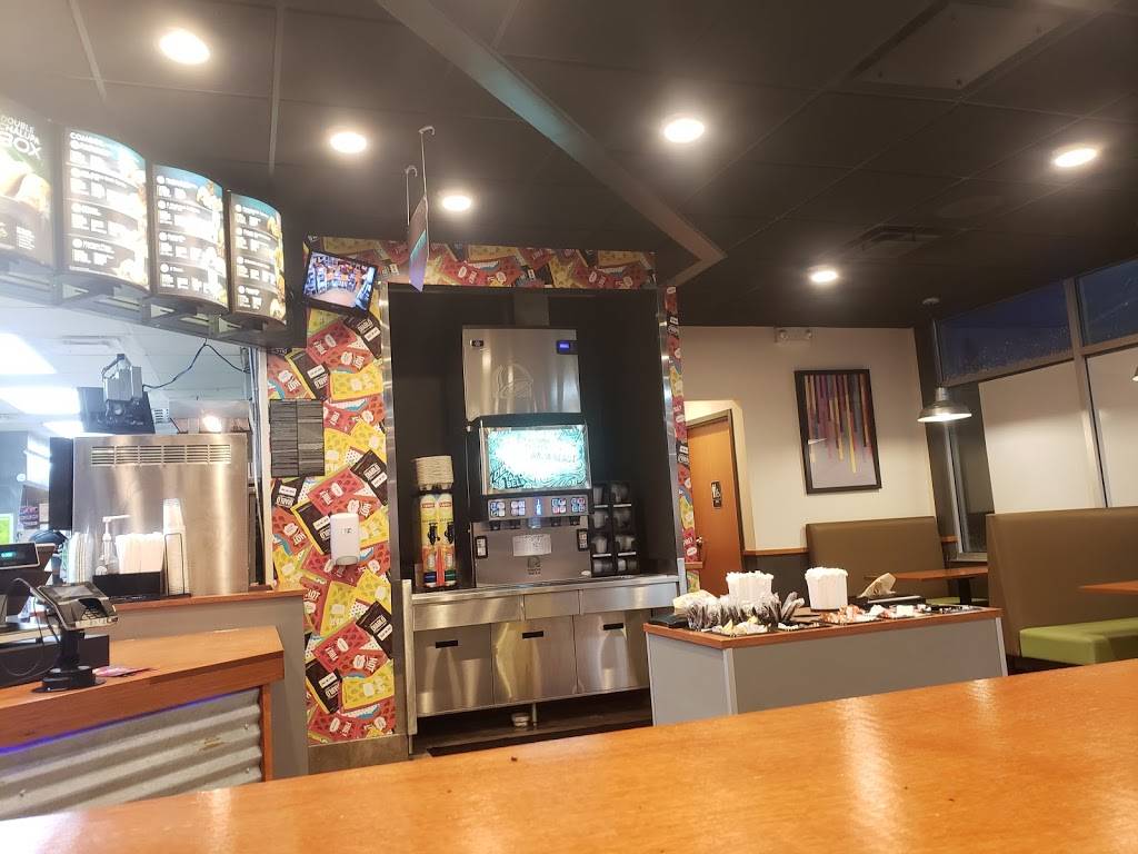 Taco Bell | meal takeaway | 2655 Washtenaw Ave, Ypsilanti, MI 48197, USA | 7344348620 OR +1 734-434-8620