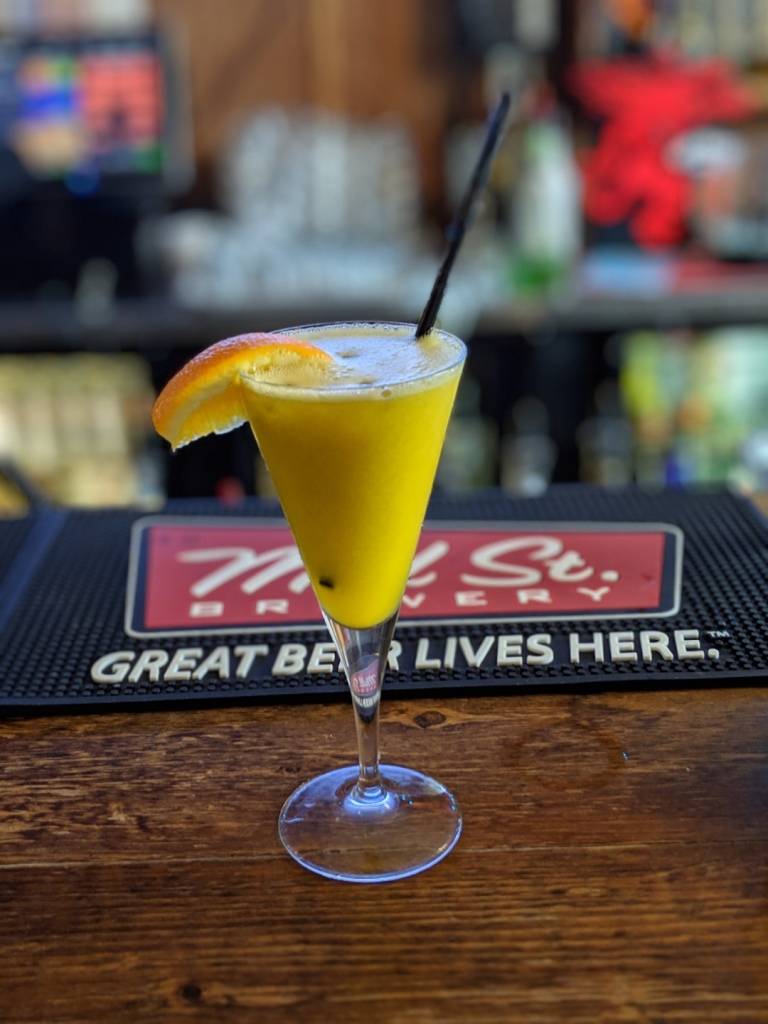 Grey Goat Pub & Grill | restaurant | 74 Main St S, Newmarket, ON L3Y 3Y6, Canada | 9058980418 OR +1 905-898-0418