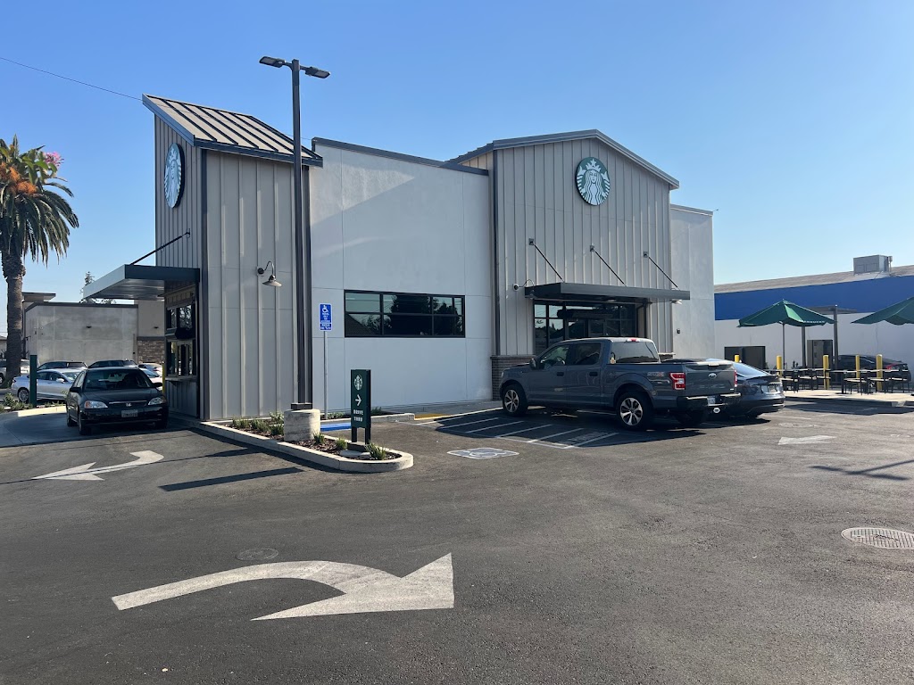 Starbucks | cafe | 4601 Broadway Ave, Salida, CA 95368, USA | 2094887818 OR +1 209-488-7818