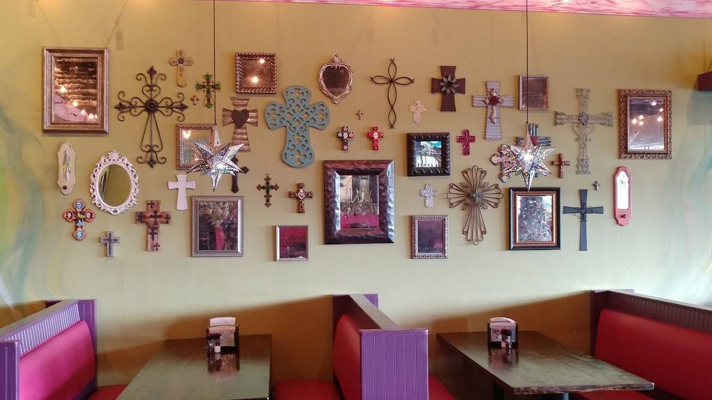 Cantina Louie | restaurant | 725 Atlantic Blvd, Atlantic Beach, FL 32233, USA | 9043720123 OR +1 904-372-0123