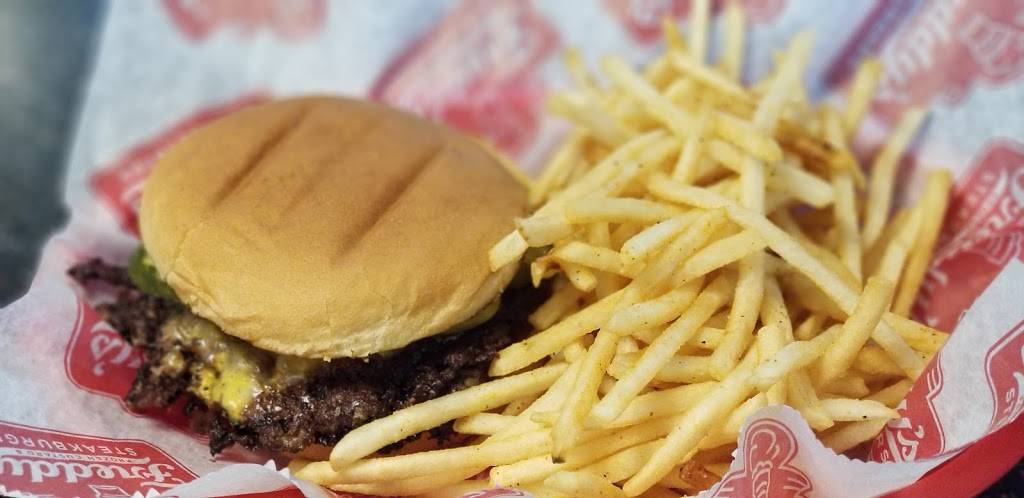 Freddys Frozen Custard & Steakburgers | restaurant | 9311 E 71st St, Tulsa, OK 74133, USA | 9182499991 OR +1 918-249-9991