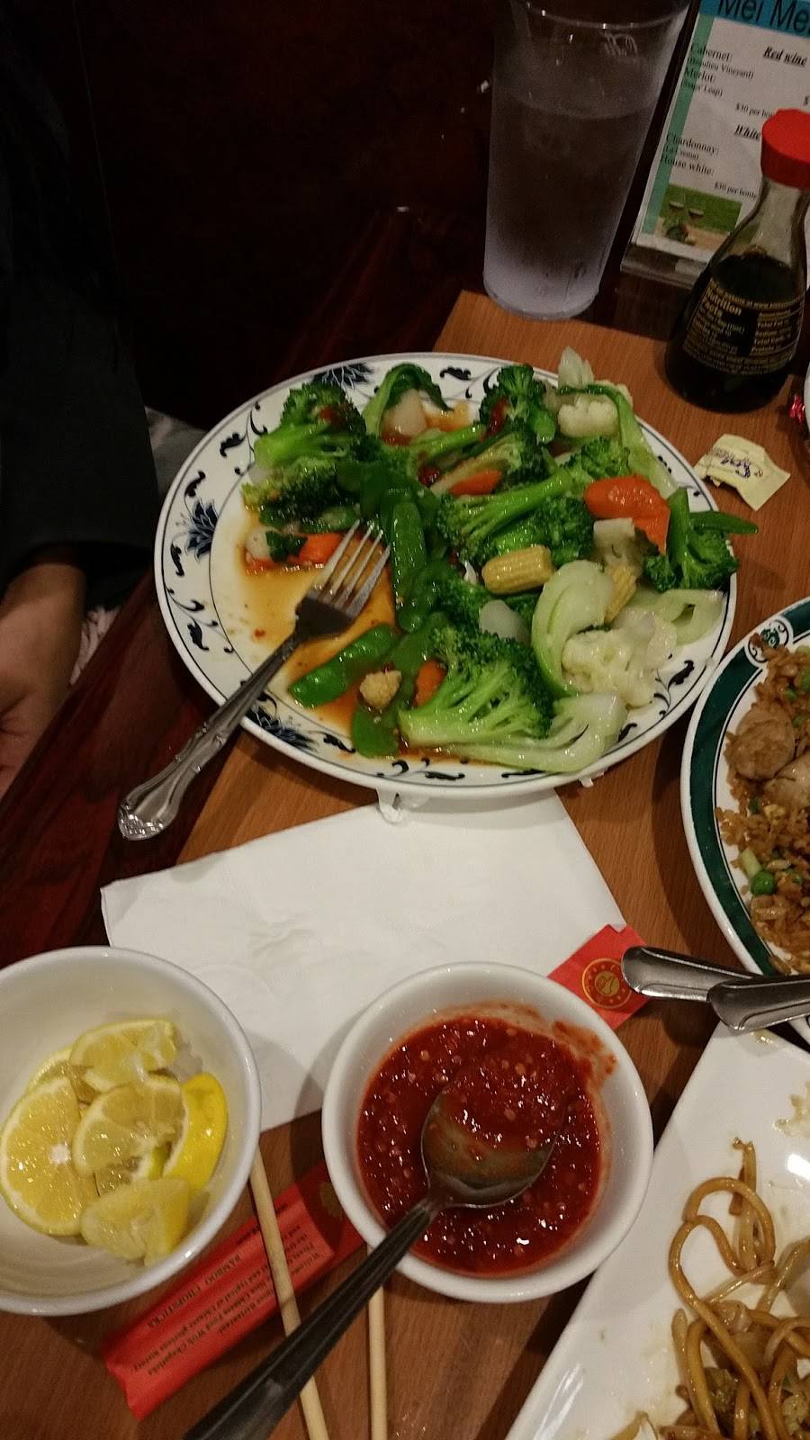 Mei Mei Chinese Food | restaurant | 1210 W 11th St, Tracy, CA 95376, USA | 2098331888 OR +1 209-833-1888
