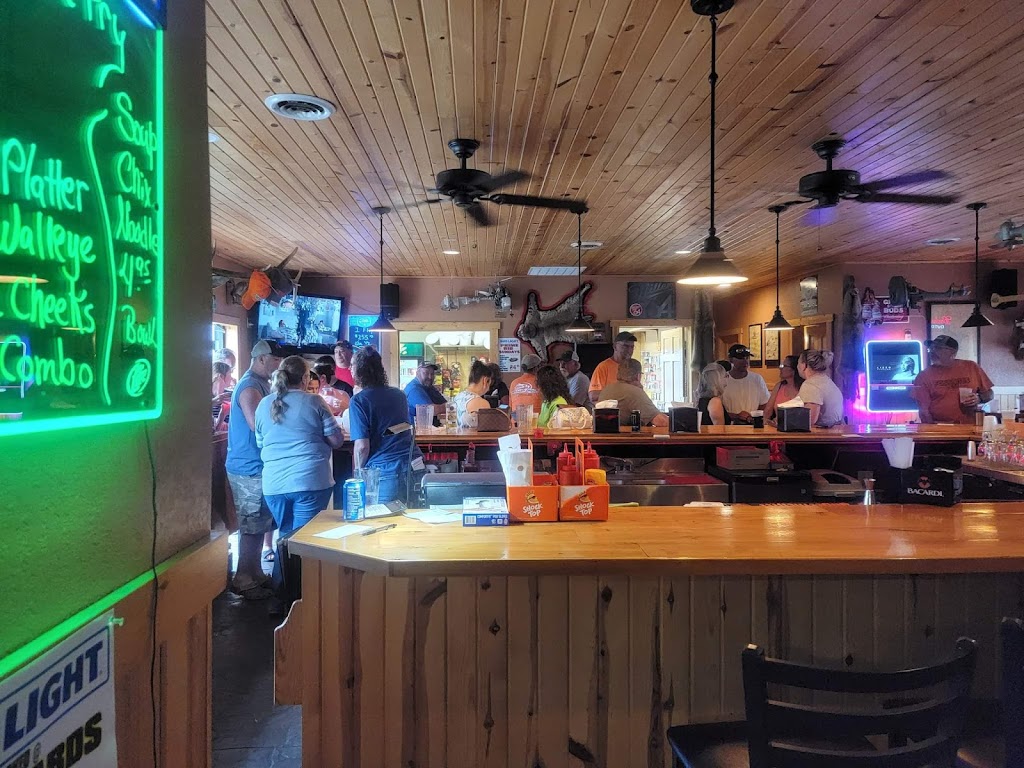 Hooked At Outboards Bar & Grill | restaurant | W13219 County Rd M, Gilman, WI 54433, USA | 7156685319 OR +1 715-668-5319