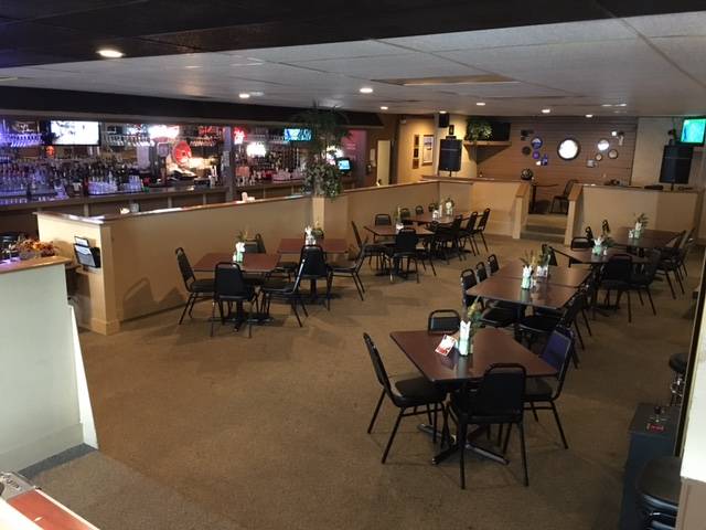 McCunes The Other Side Bar & Bistro | restaurant | 5038 Lewis Ave, Toledo, OH 43612, USA | 4194761577 OR +1 419-476-1577