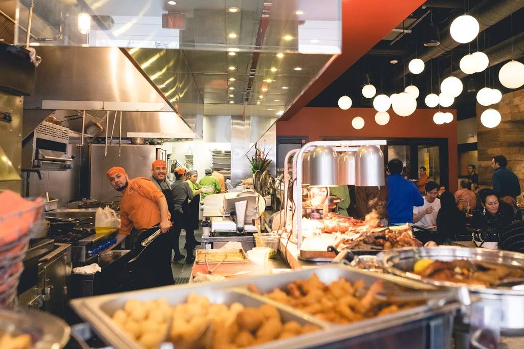 Sal & Pimienta Kitchen | restaurant | 818 Town and Country Blvd #105, Houston, TX 77024, USA | 8328490097 OR +1 832-849-0097