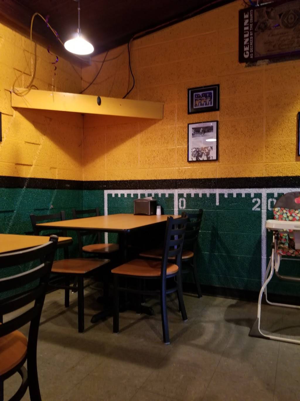 Pitt Stop Pub | restaurant | 430 S Erie St #1506, Mercer, PA 16137, USA | 7246623116 OR +1 724-662-3116