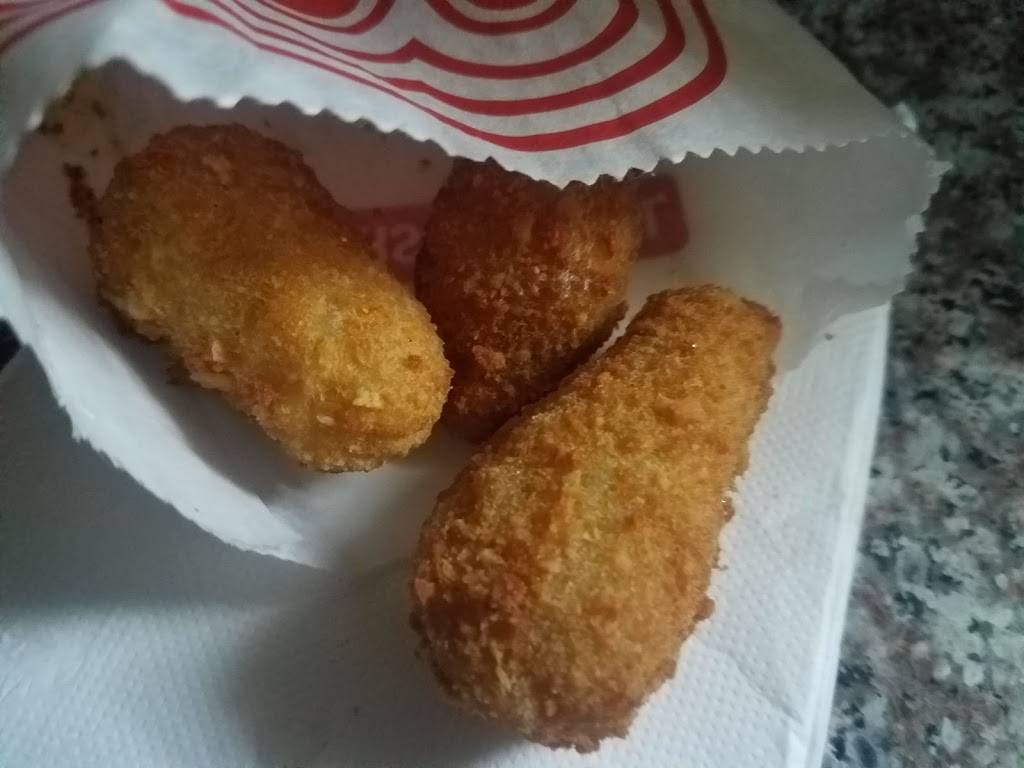 Wienerschnitzel | restaurant | 3012 E Artesia Blvd, Long Beach, CA 90805, USA | 5624239609 OR +1 562-423-9609