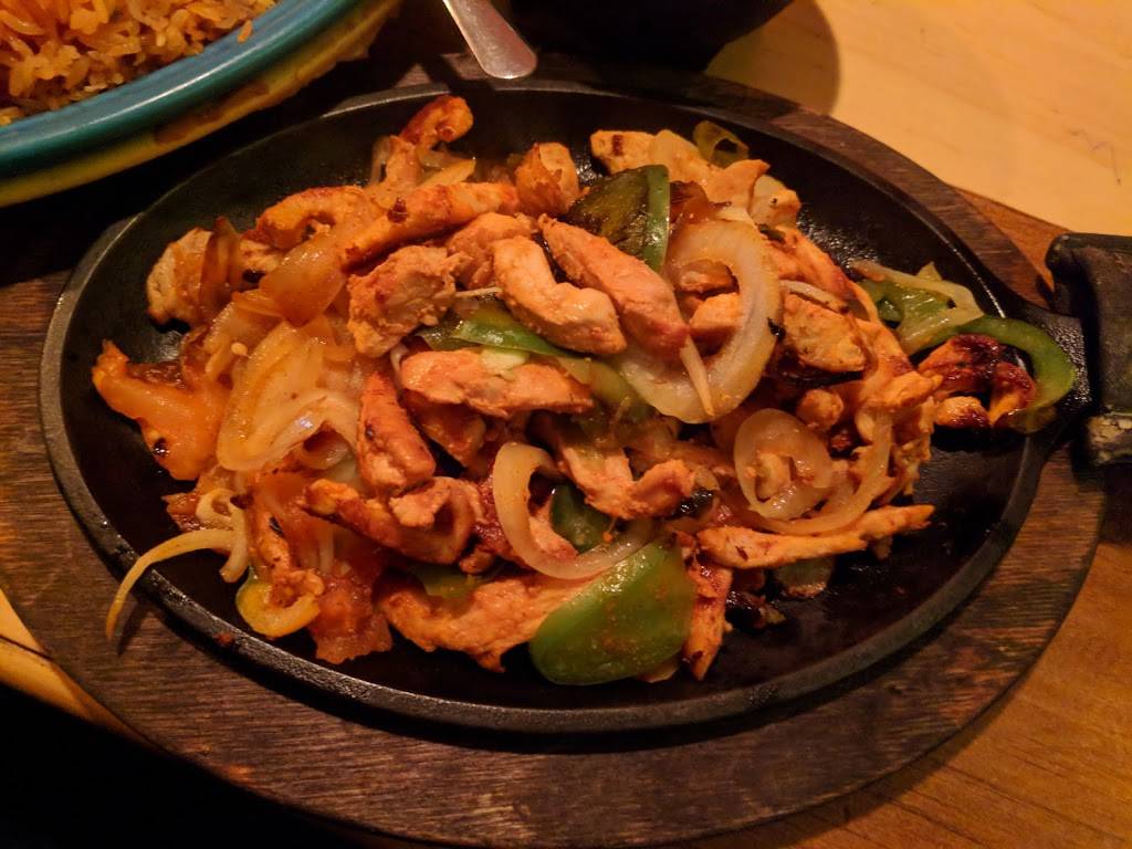 El Patron | restaurant | 100 High St, Farmville, VA 23901, USA | 4343150279 OR +1 434-315-0279