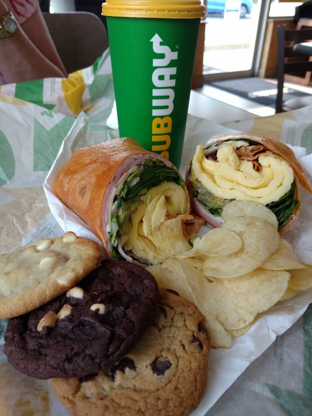 Subway | restaurant | 774 N High St, Chillicothe, OH 45601, USA | 7407790140 OR +1 740-779-0140