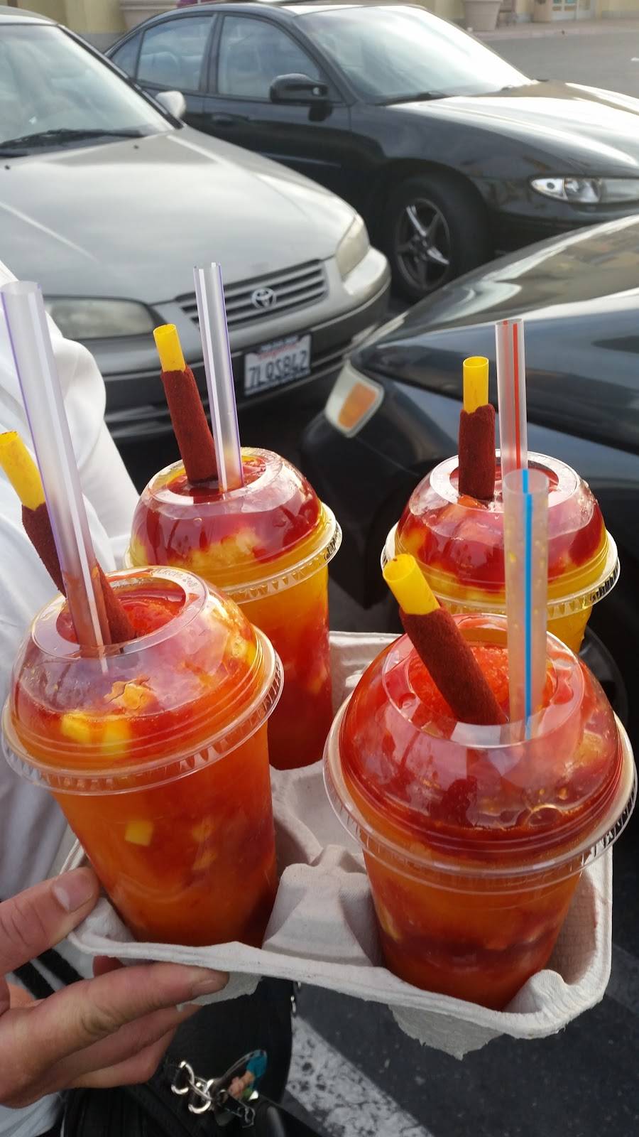 Paleteria La Pina Loca | restaurant | 14073 Main St #111, Hesperia, CA 92345, USA | 7602442697 OR +1 760-244-2697