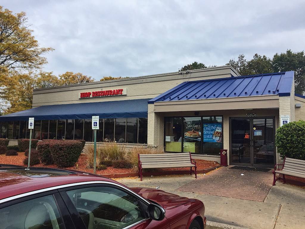 IHOP | restaurant | 8696 Liberty Rd, Randallstown, MD 21133, USA | 4105212283 OR +1 410-521-2283