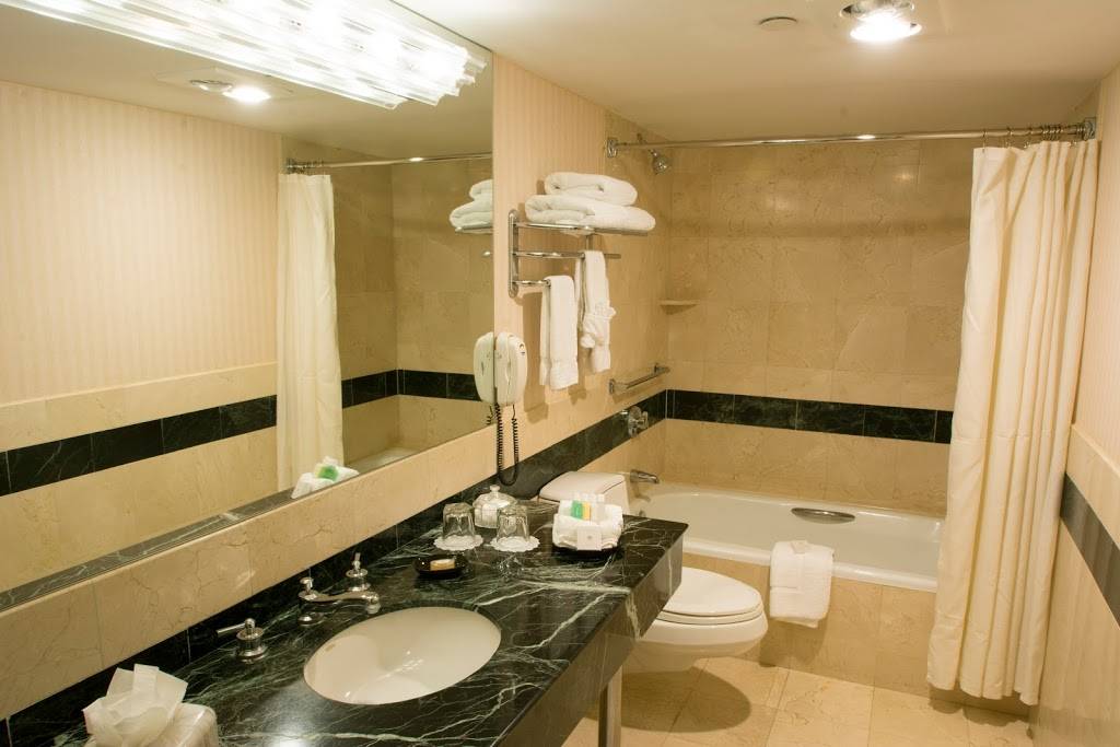 Inn At Great Neck | night club | 30 Cutter Mill Rd, Great Neck, NY 11021, USA | 5167732000 OR +1 516-773-2000