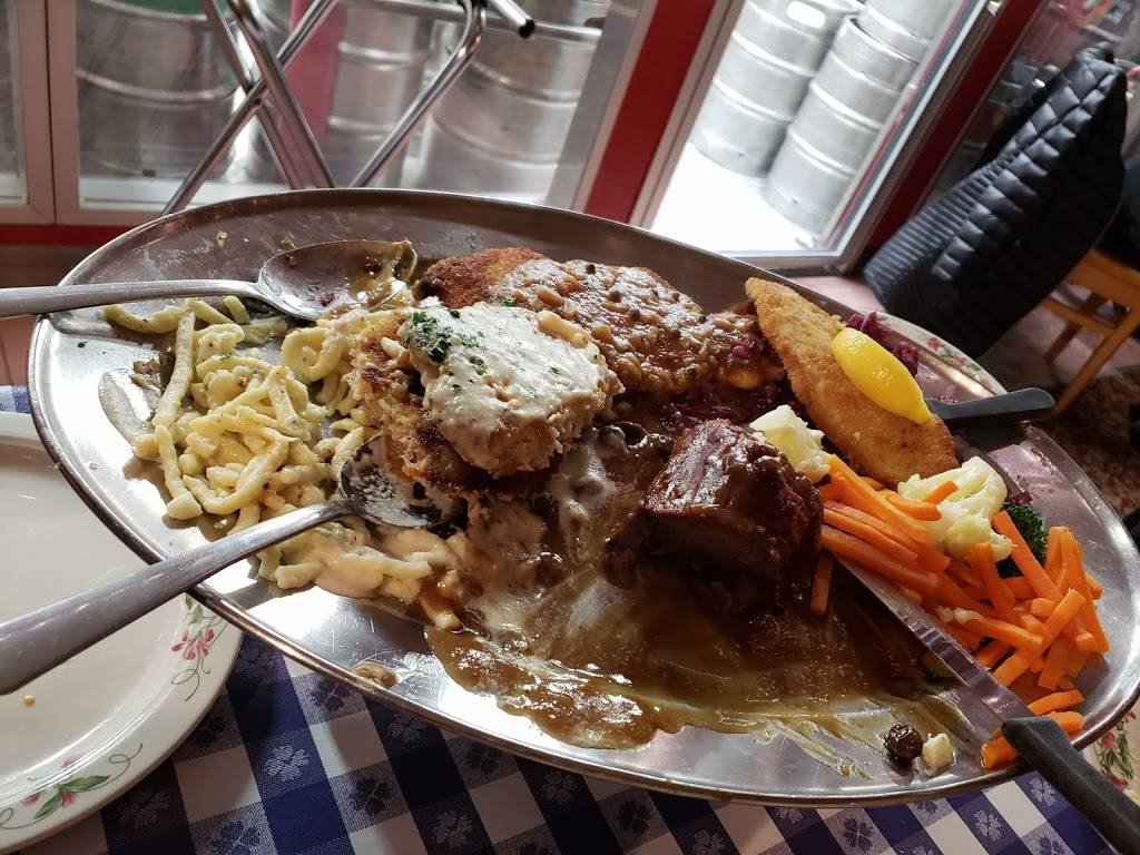 Gasthof Zur Gemutlichkeit | restaurant | 2300 University Ave NE, Minneapolis, MN 55418, USA | 6127813860 OR +1 612-781-3860