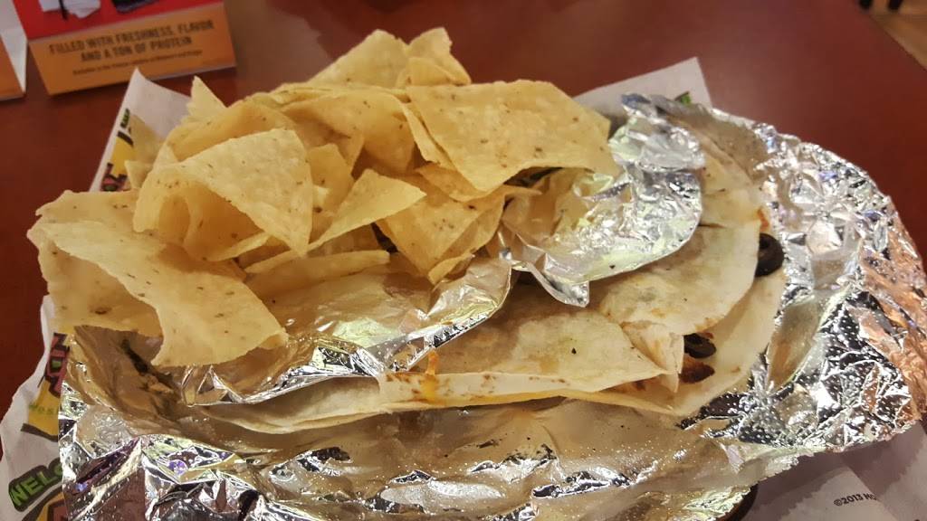 Moes Southwest Grill | restaurant | 1011 E Brandon Blvd, Brandon, FL 33511, USA | 8133247110 OR +1 813-324-7110