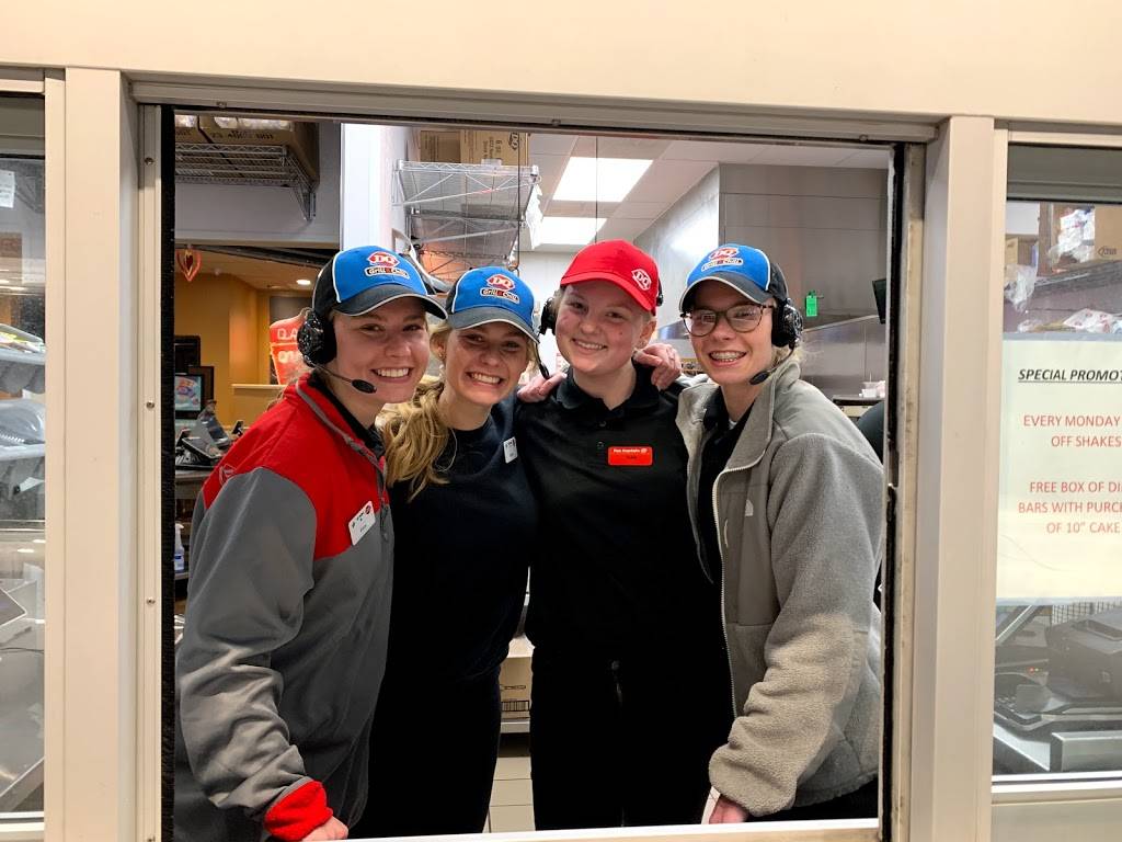 Dairy Queen Grill & Chill | restaurant | 235 US-30, Schererville, IN 46375, USA | 2192279728 OR +1 219-227-9728