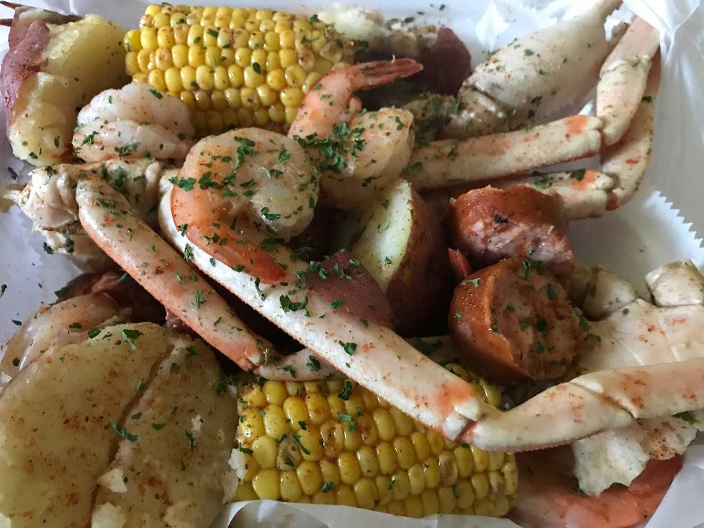 Different Smokes | restaurant | 800 Elberta Rd #300, Warner Robins, GA 31093, USA | 4789220720 OR +1 478-922-0720