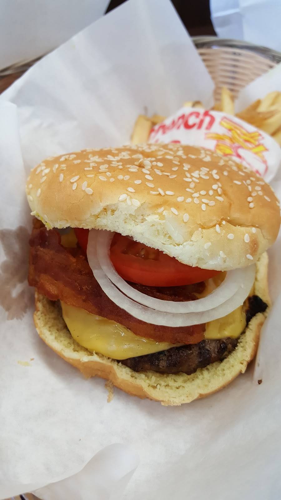 Wojos | restaurant | 9851 S Pulaski Rd, Evergreen Park, IL 60805, USA | 7084231121 OR +1 708-423-1121