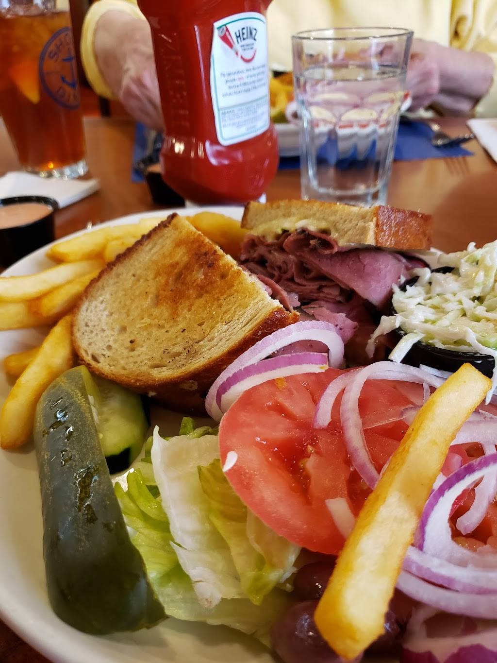 Shore Diner | bakery | 6710 Tilton Rd, Egg Harbor Township, NJ 08234, USA | 6096413669 OR +1 609-641-3669