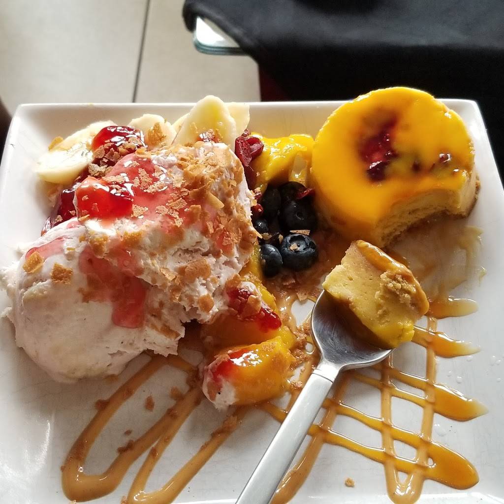 Mr Delicious Patisserie by the Lake | restaurant | 591-617 Liverpool Rd, Pickering, ON L1W 1R1, Canada | 9054203111 OR +1 905-420-3111