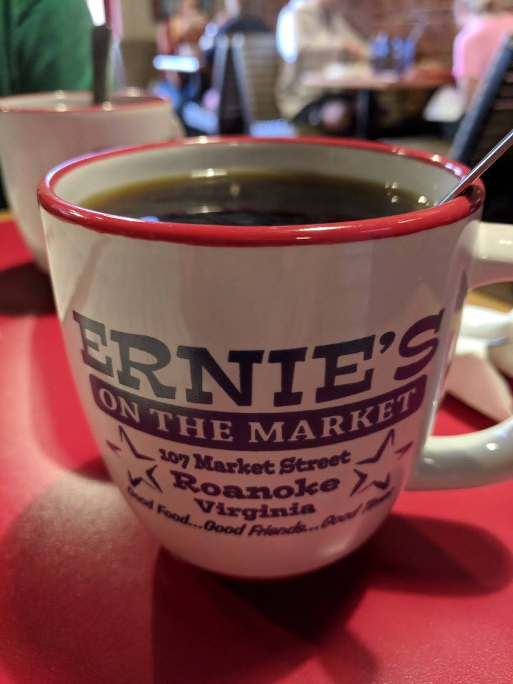 Ernies Bar & Grill | restaurant | 107 Market Square SE, Roanoke, VA 24011, USA | 5403427100 OR +1 540-342-7100