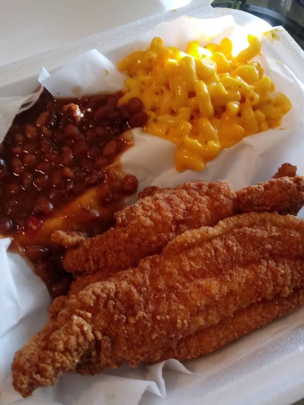 In The Nick Of Time | restaurant | 91 W Silver Spring Rd, Milwaukee, WI 53225, USA | 4145445367 OR +1 414-544-5367