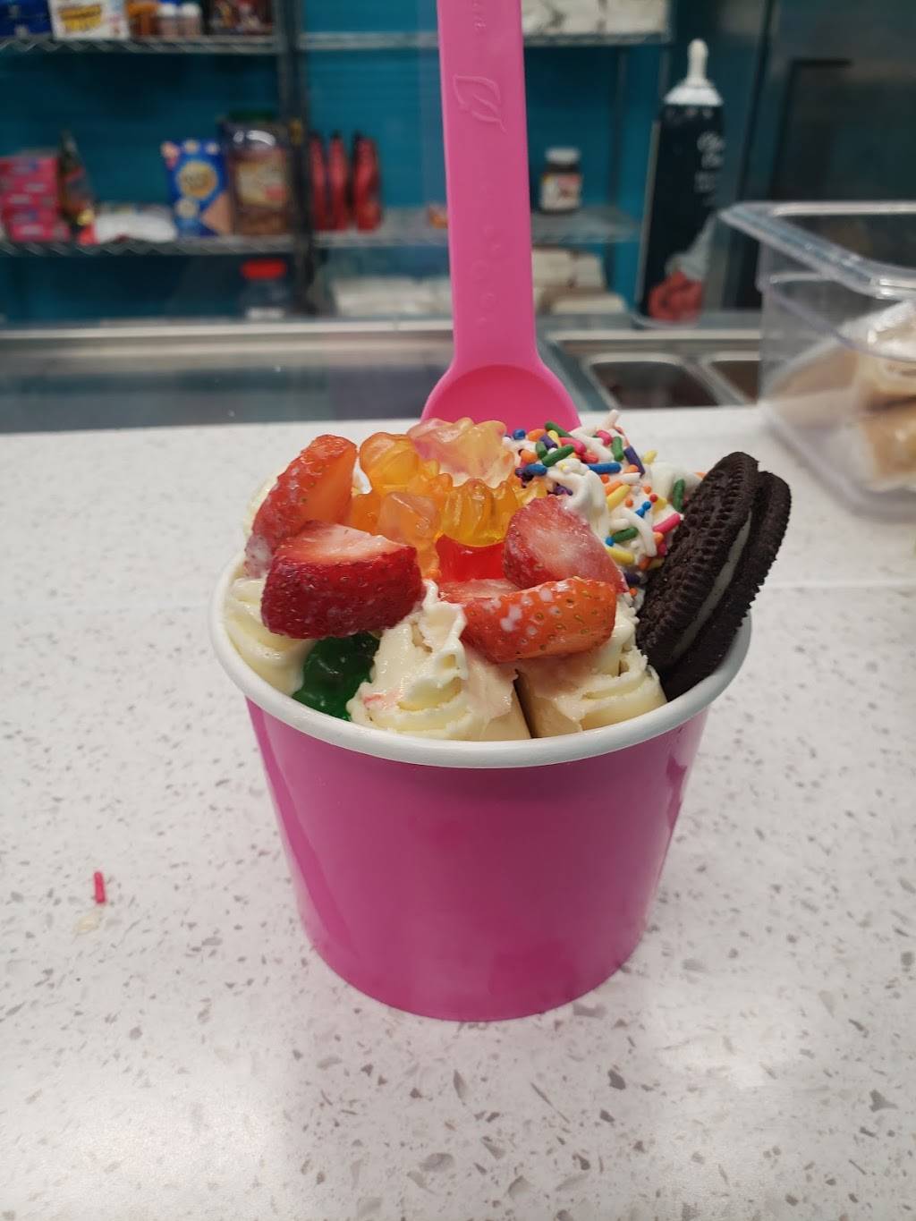 FroZone | restaurant | 6927 W North Ave, Wauwatosa, WI 53213, USA | 4148815895 OR +1 414-881-5895