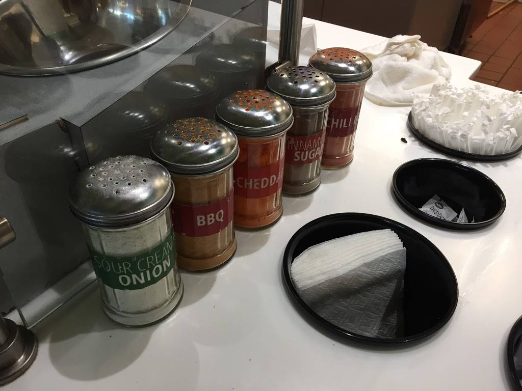 Potato Corner | restaurant | 303 Memorial City Way, Houston, TX 77024, USA | 8326603764 OR +1 832-660-3764