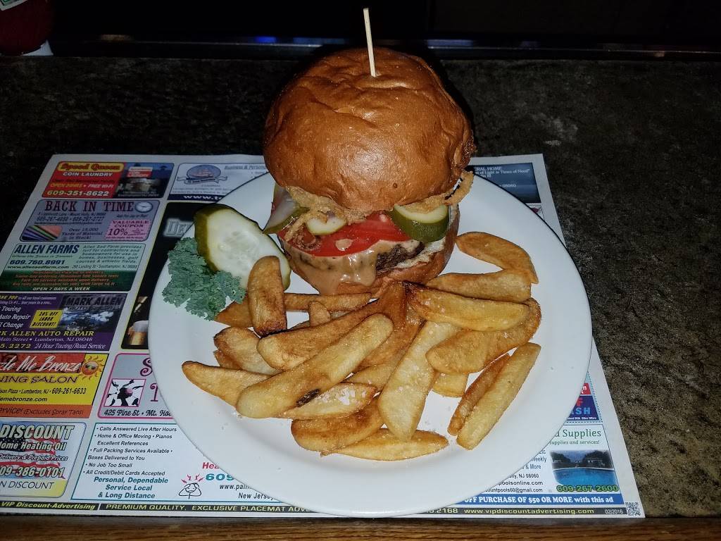 Dempsters Sports Pub & Restaurant | restaurant | 437 Pine St, Mt Holly, NJ 08060, USA | 6092610500 OR +1 609-261-0500