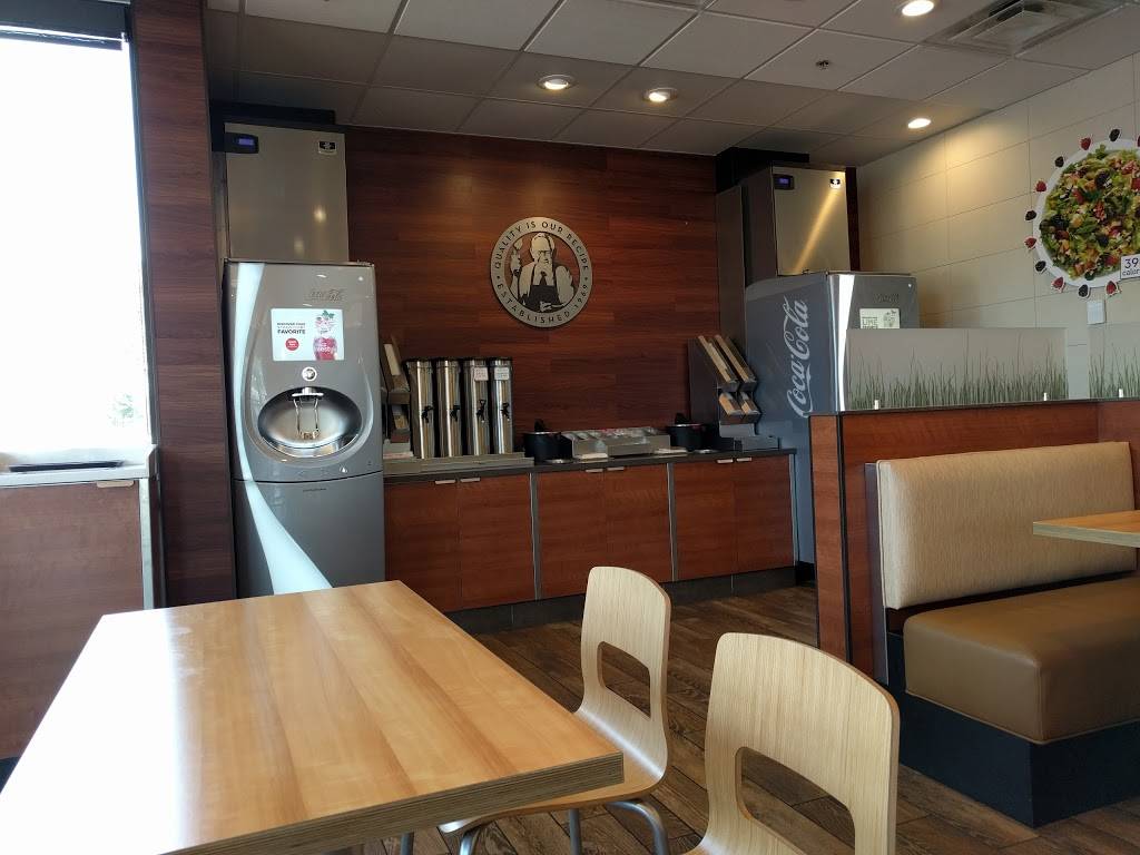 Wendys | restaurant | 29 W Golf Rd, Hoffman Estates, IL 60169, USA | 8478854637 OR +1 847-885-4637