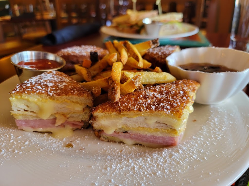 Turquoise Room LLC | cafe | 303 E 2nd St, Winslow, AZ 86047, USA | 9282892888 OR +1 928-289-2888