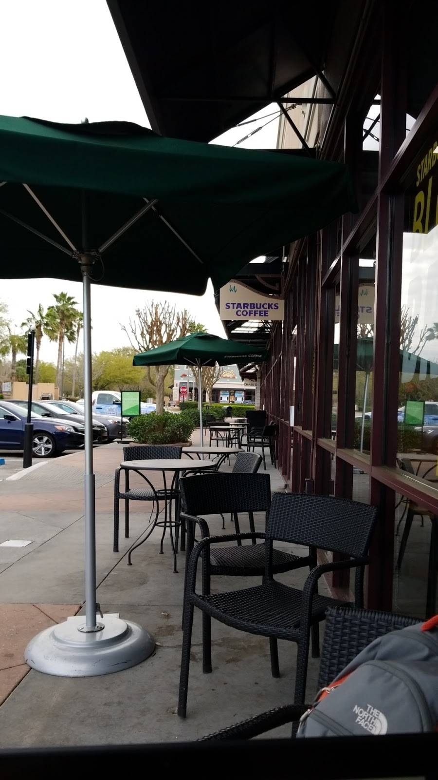 Starbucks | cafe | 895 N Alafaya Trail, Orlando, FL 32828, USA | 4072070424 OR +1 407-207-0424
