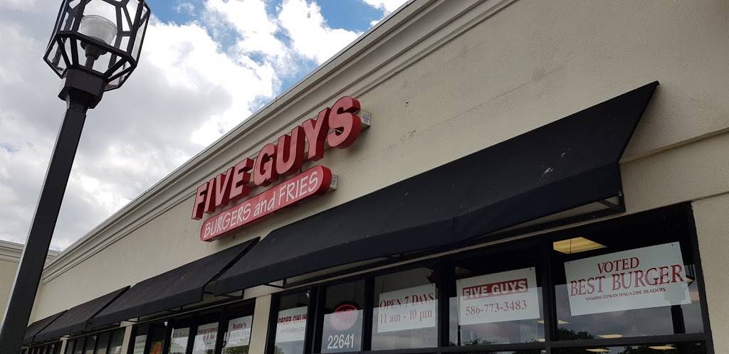 Five Guys | meal takeaway | 22641 Gratiot Ave, Eastpointe, MI 48021, USA | 5867733483 OR +1 586-773-3483