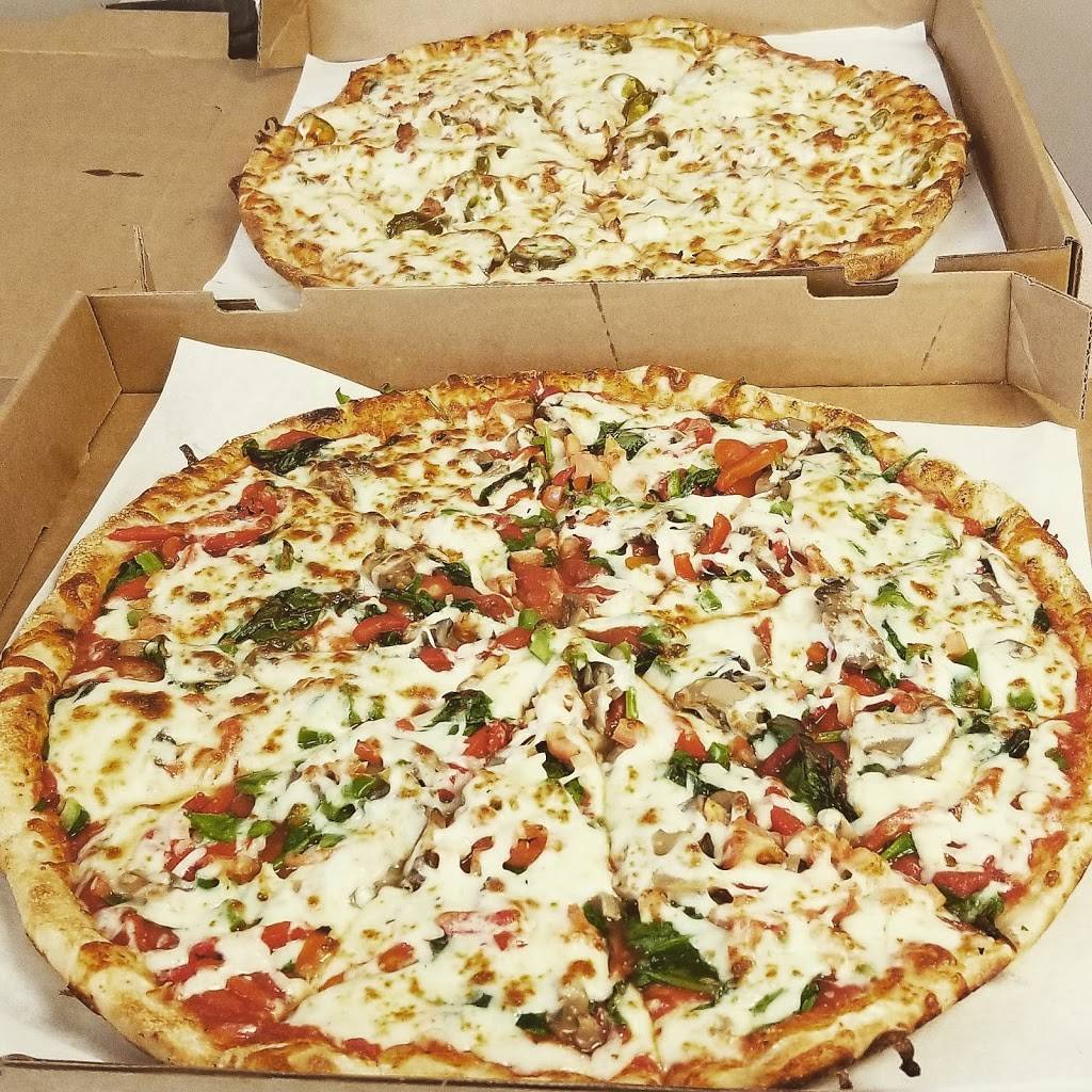 Gioninos Pizzeria | restaurant | 240 Milton Blvd, Newton Falls, OH 44444, USA | 3308727070 OR +1 330-872-7070