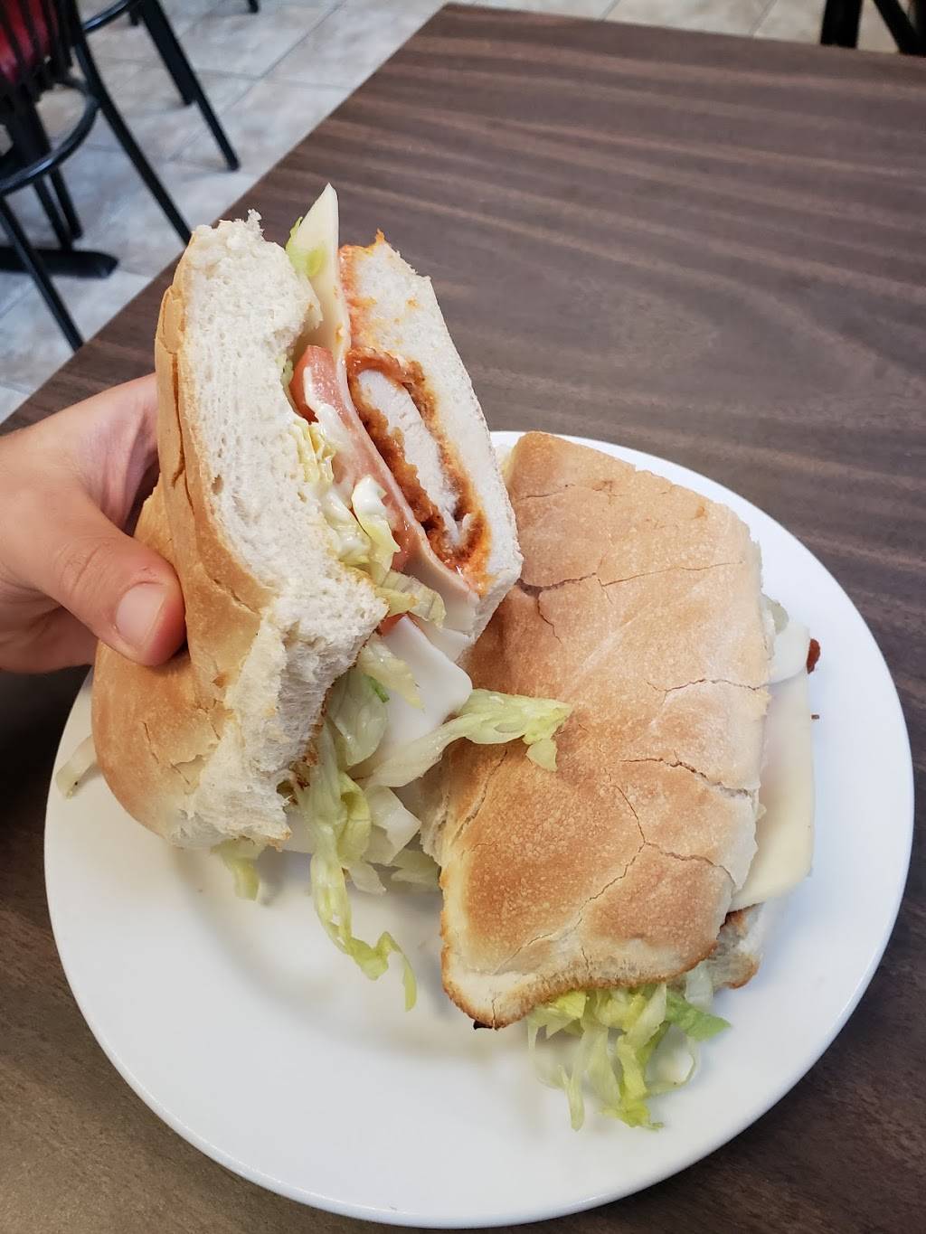 Central Pizza | restaurant | 161 Central Ave, Fort Erie, ON L2A 3S5, Canada | 9058714333 OR +1 905-871-4333