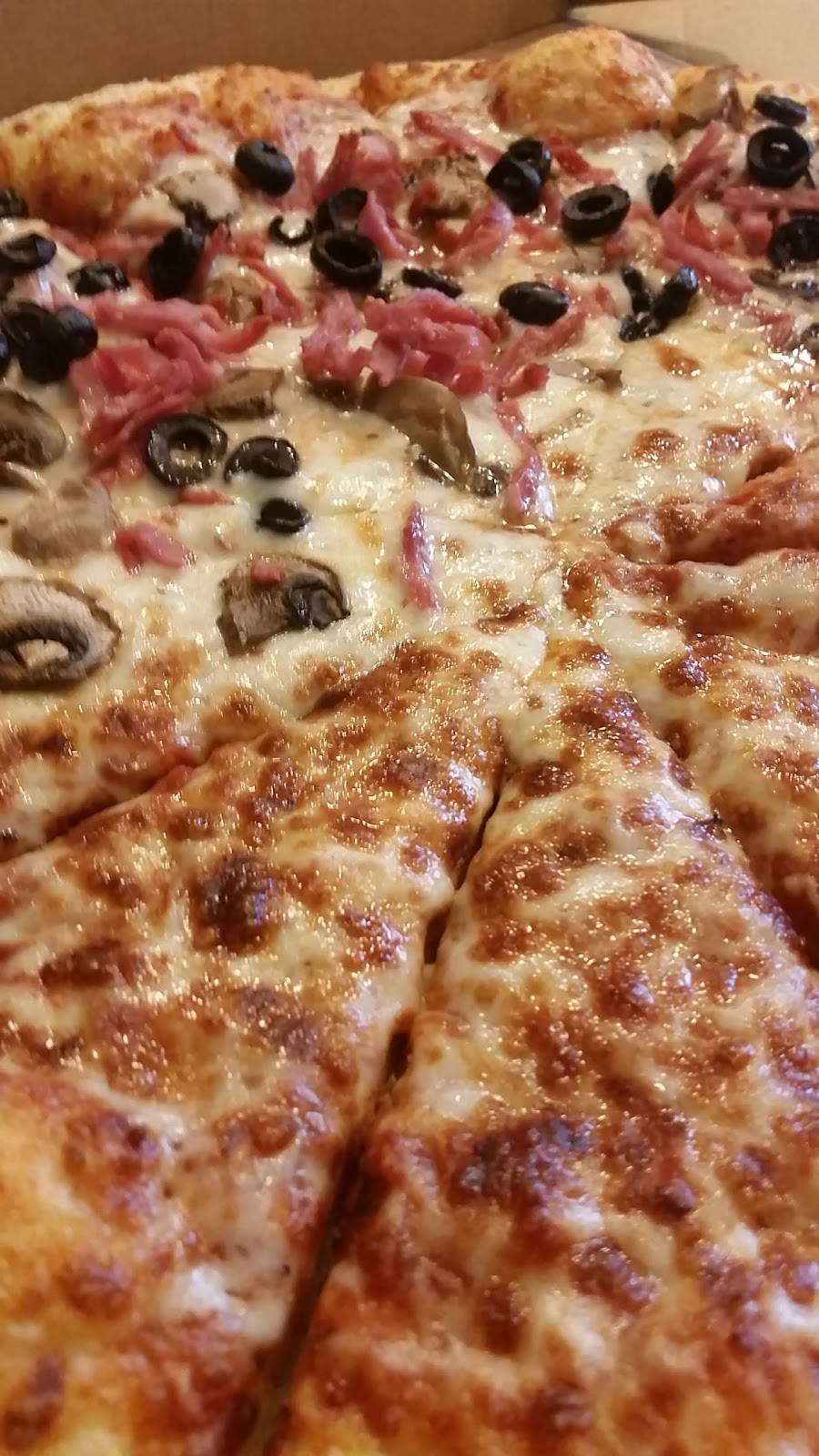 Hungry Howies Pizza | meal delivery | 904 E Eleven Mile Rd, Royal Oak, MI 48067, USA | 2485458090 OR +1 248-545-8090