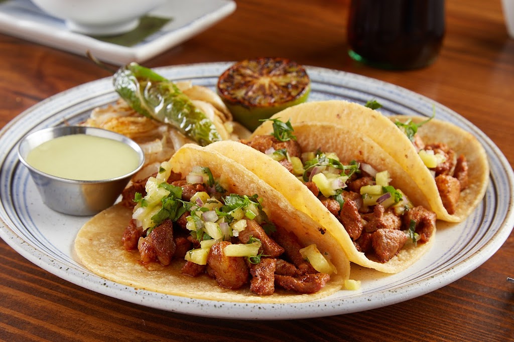 Sueno Modern Mex-Tex | restaurant | 800 W Arapaho Rd, Richardson, TX 75080, USA | 4693726739 OR +1 469-372-6739