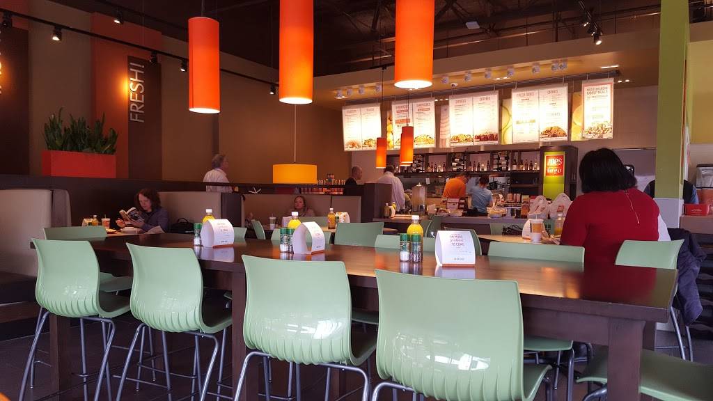 Zoës Kitchen | restaurant | 12080 Jefferson Ave Suite 955, Newport News, VA 23606, USA | 7578828811 OR +1 757-882-8811