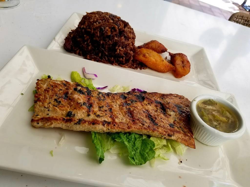 Latin Cafe 2000 - Brickell | restaurant | 1053 Brickell Plaza, Miami, FL 33131, USA | 3056461400 OR +1 305-646-1400