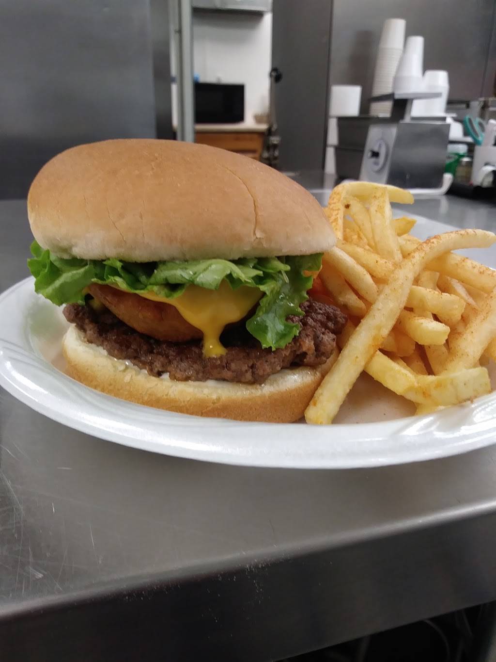 Luvn Oven | restaurant | 162 Scottsville Center, Scottsville, VA 24590, USA | 4342863828 OR +1 434-286-3828