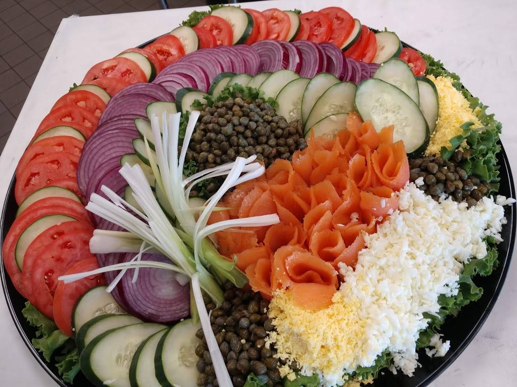 Barry Bagels Clawson | restaurant | 829 W 14 Mile Rd, Clawson, MI 48017, USA | 2489653780 OR +1 248-965-3780