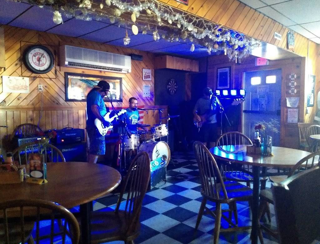 The Happy Clam Bar & Grill | restaurant | 378 Ocean Grove Ave, Swansea, MA 02777, USA | 5086463849 OR +1 508-646-3849