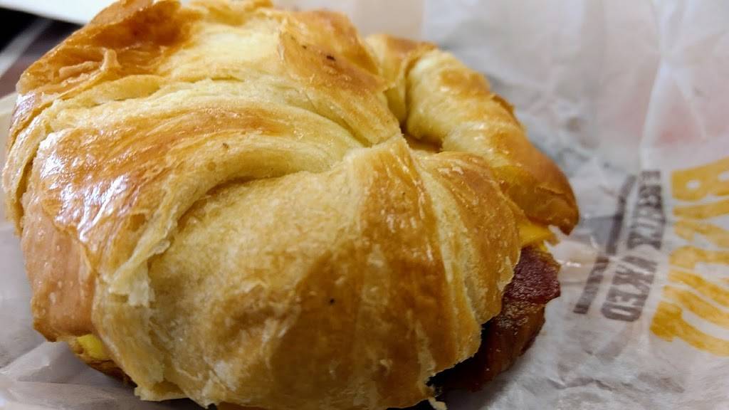 Burger King | restaurant | 500 Progress Dr, Linthicum Heights, MD 21090, USA | 4106369690 OR +1 410-636-9690