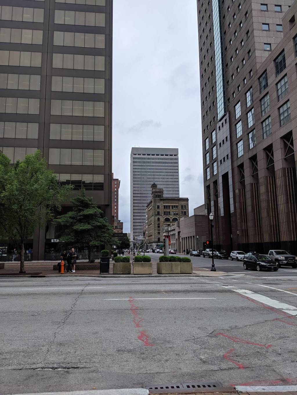 Starbucks | cafe | 101 S 5th St, Louisville, KY 40202, USA | 5025870851 OR +1 502-587-0851