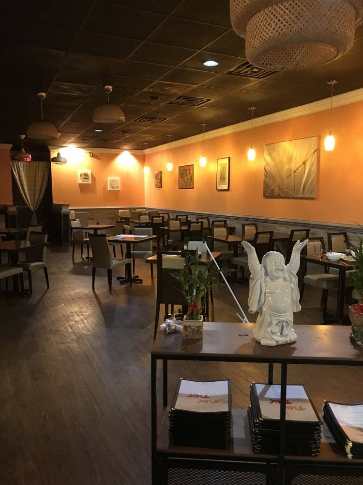 Tuk Tuk Thai and Vietnamese Kitchen | restaurant | 5010 Old Spartanburg Rd, Taylors, SC 29687, USA | 8644125030 OR +1 864-412-5030